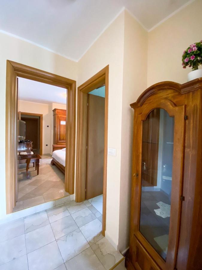 Lovely Apartment Jovan 3,With A View Of The Bay And Free Wi-Fi Kotor Bagian luar foto