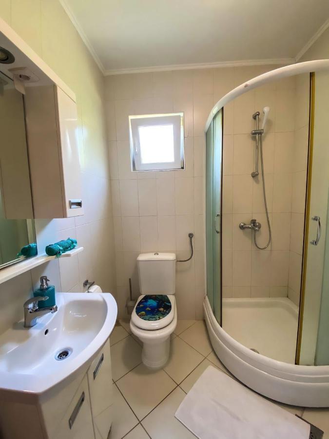 Lovely Apartment Jovan 3,With A View Of The Bay And Free Wi-Fi Kotor Bagian luar foto
