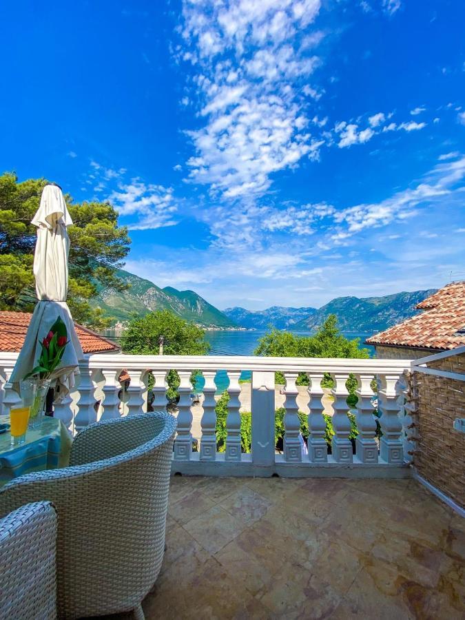 Lovely Apartment Jovan 3,With A View Of The Bay And Free Wi-Fi Kotor Bagian luar foto